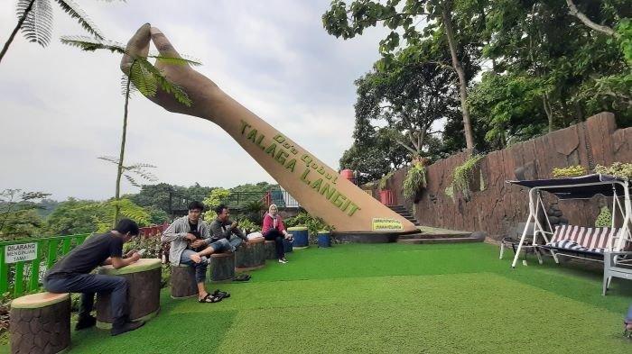 Salah Satu Ikon Wisata di Talaga Langit